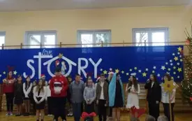 przedstawienie Kolędnik&oacute;w Misyjnych