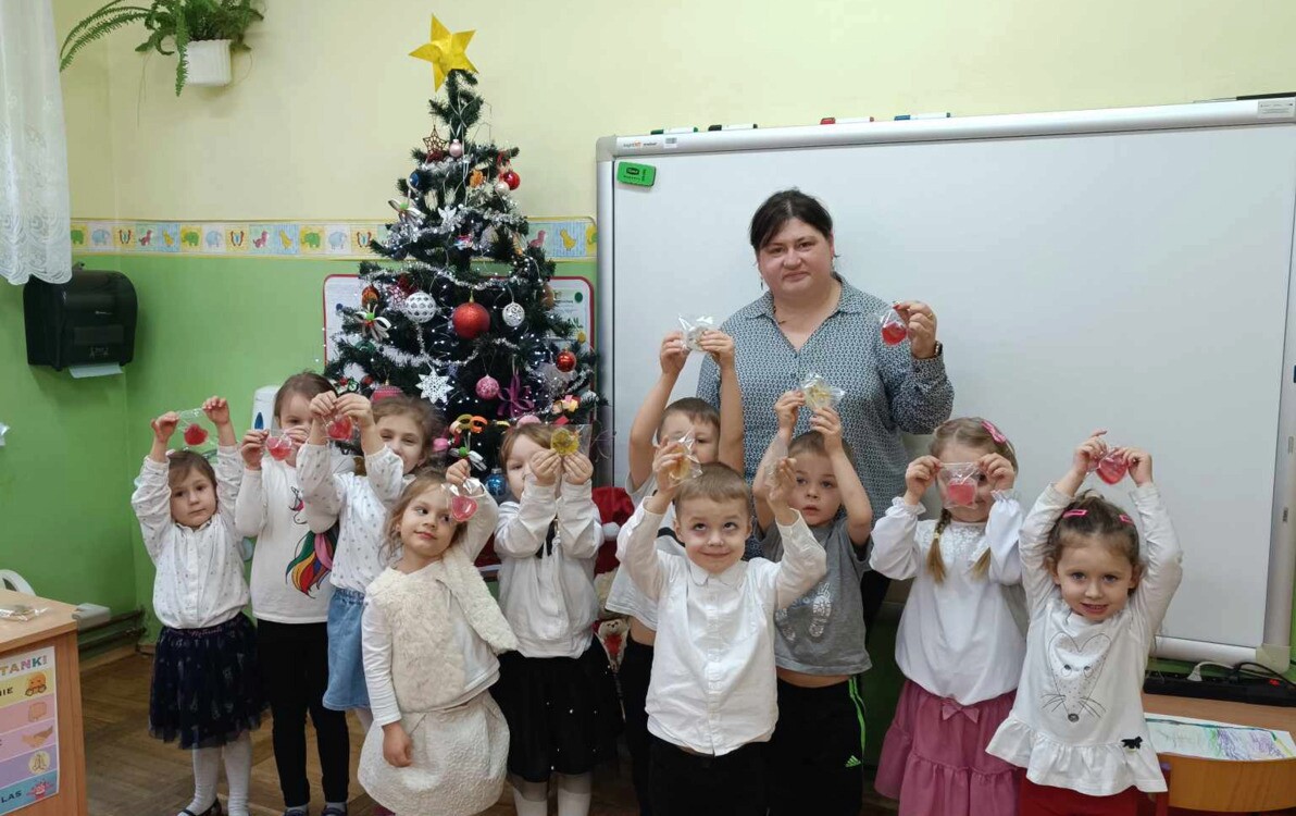 Zdjęcie do Warsztaty mydlarskie w oddziale przedszkolnym